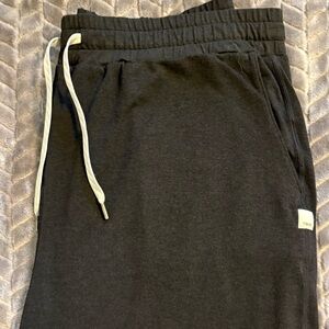 Women’s Vuori Joggers